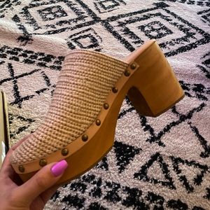 Free people clogs